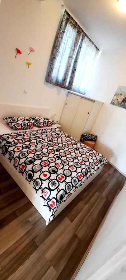 Apartments Marita Стон Экстерьер фото